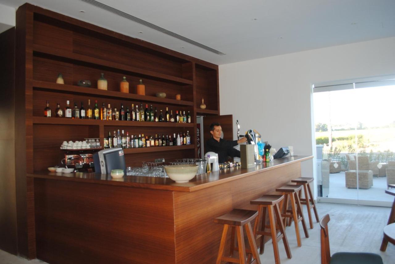 Gold Lagoon Kosher Hotel - By Amphora Hotel & Suites Paphos Ngoại thất bức ảnh