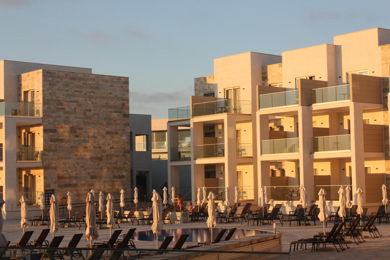 Gold Lagoon Kosher Hotel Paphos Ngoại thất bức ảnh
