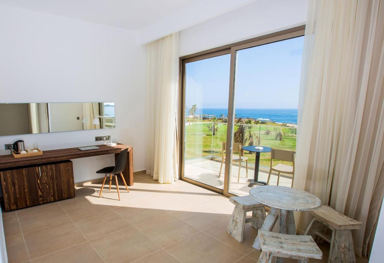 Gold Lagoon Kosher Hotel - By Amphora Hotel & Suites Paphos Ngoại thất bức ảnh