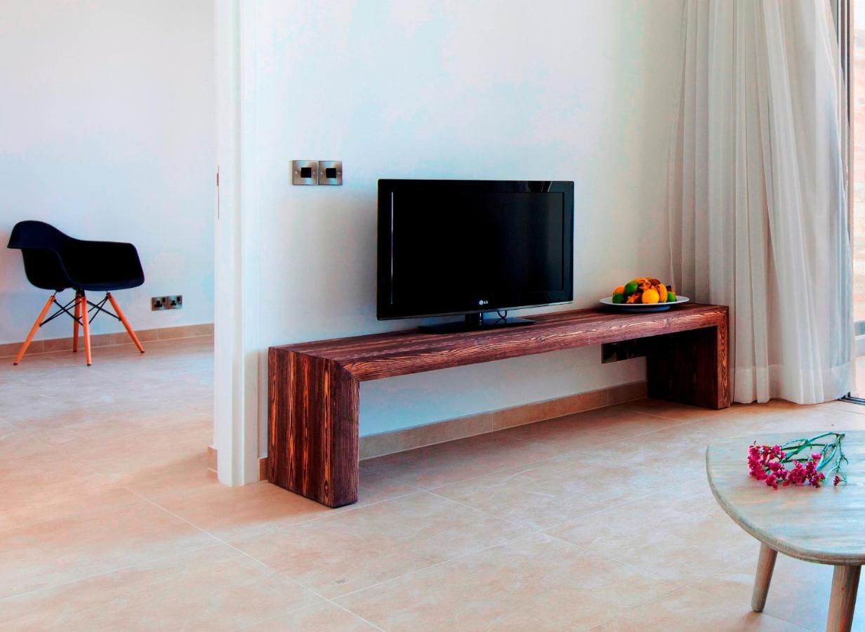 Gold Lagoon Kosher Hotel - By Amphora Hotel & Suites Paphos Ngoại thất bức ảnh